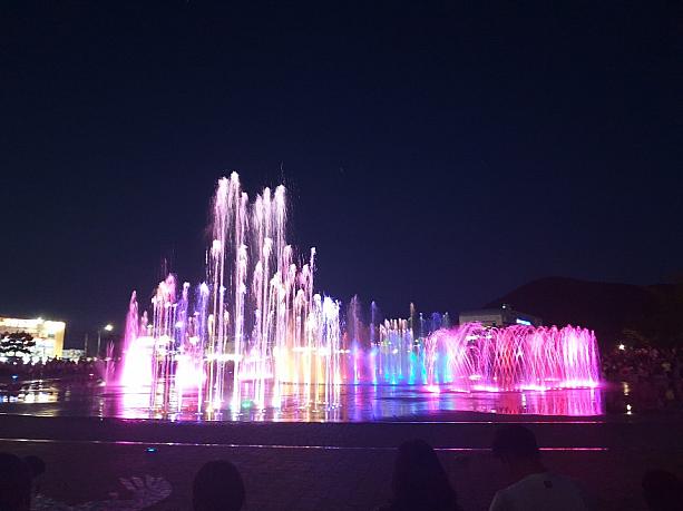 釜山名物の噴水ショー！！