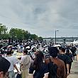 場所取りのために朝早くから来ている人もいたようですが、ナビたちは１２時すぎに到着。<br>午後３~4時を過ぎると、あちこち人がいっぱいで通行規制も。
トイレも長蛇の列でした。
