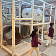 店内には子供たちが遊べるキッズゾーンも完備されていました。楽しそうですね。