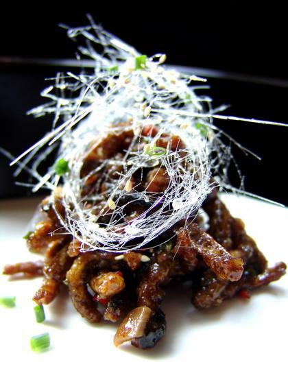 ★Crispy eel strips with roasted sesame seeds<BR> 48元