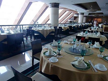 外資系でゆったり&レストラン重視なら「ラマダ浦東エアポート上海ホテル」。