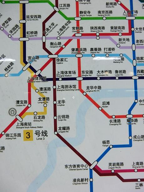真ん中、縦に伸びる11号線は「江蘇路」駅より南が現在工事中。完成後は龍華寺、オリエンタルスポーツセンターへも一本で行けるように!
