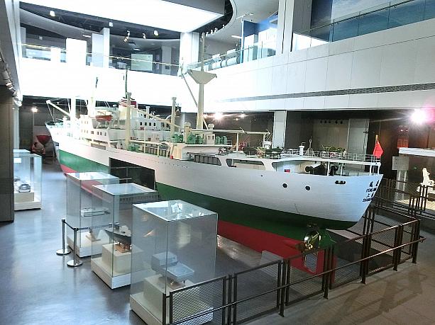 古代の貿易船からコンテナ船まで、船に関するあらゆることがわかる博物館です