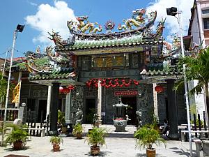 壮麗な中国寺院の天后宮