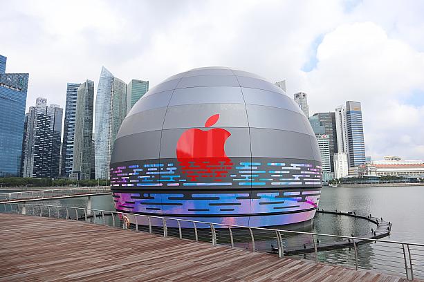 こちらです～！シンガポール3店舗目となるアップル・ストア。