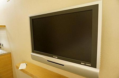 薄型テレビ