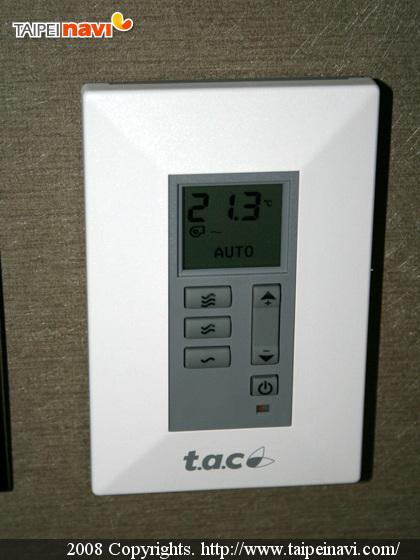 冷暖房も各部屋で調節ができます。