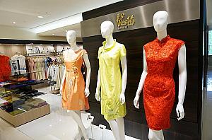 チャイニーズ風のドレスが並ぶ台湾ブランドも健在

