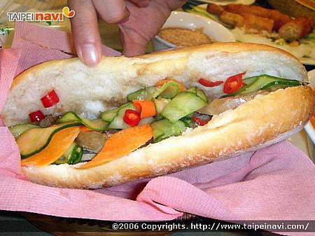 ◆ 越式麺包　ベトナム風サンドイッチ 