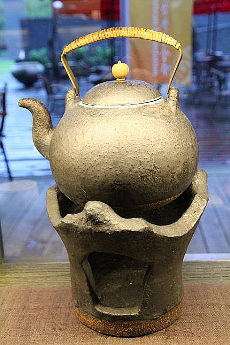 陶器作家・呉晟誌の茶壺