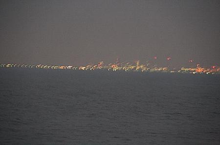 東港の灯り