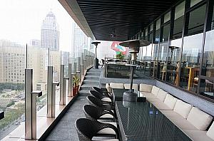 10階、頂級泰式皇家料理「Rama」は台北101がつかめるほどの距離にあるタイレストラン。エキゾチックで明るい雰囲気、シーフードには定評有！