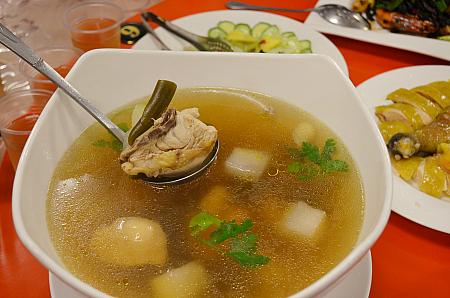 鶏肉と冬瓜のスープ
