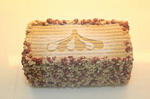看板メニューのケーキ「Donna」はアーモンドパウダーで作られていて小麦粉不使用。