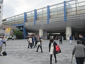 JR赤羽駅の東口を出ます