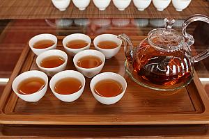 現在も現役で稼動する製茶工場　オリジナルブランドの茶葉もあります