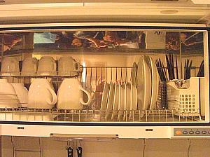 食器乾燥機には6人分の食器