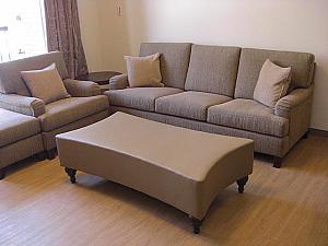 リビングのソファーセット。部屋ごとに違う形です