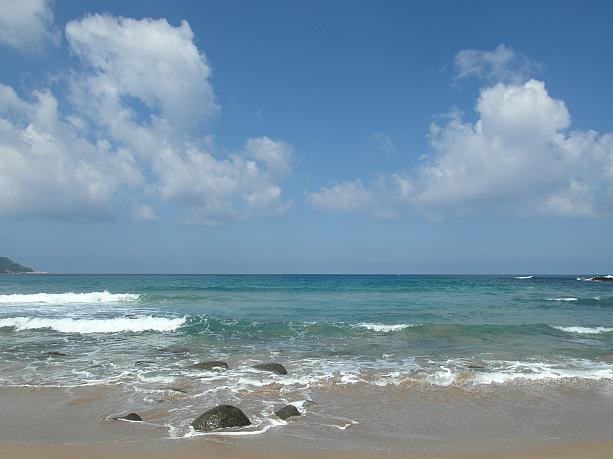 もう少し海に近付きたい！と訪れたのが金沙湾。海がキレイでしょ？