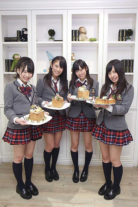 AKB48の姉妹グループNMB48の中から山田菜菜さん、小笠原茉由さん、福本愛菜さん、渡邊美優紀さんが台湾を訪れました！