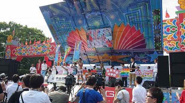 今年も無事開催されたゲイパレード！23カ国から参加者が集まったということで先週末の台北のホテルは予約でいっぱいになっていました！