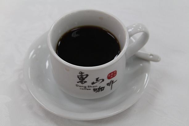 東山コーヒーの特色は、苦くない、渋くない、ほどよい酸っぱさ