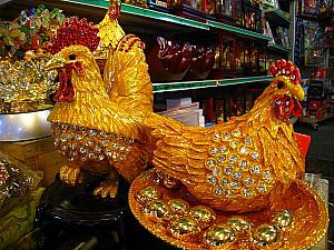 キンキラキンの金の鶏と金の卵