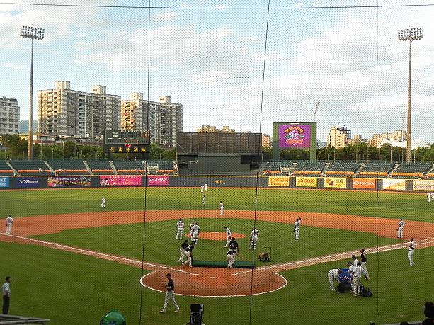 台湾プロ野球最新レポート 台湾野球 台湾プロ野球 プロ野球 義大サイノス 中華棒球 中華職業棒球職業棒球