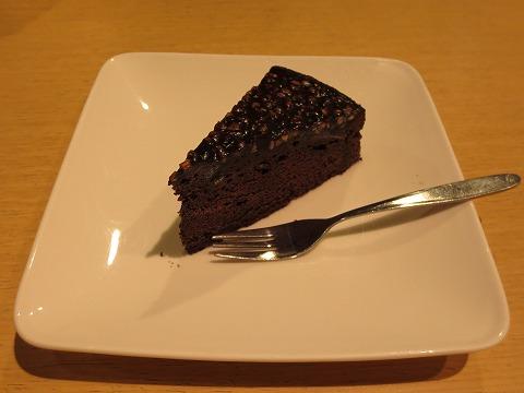 チョコレートケーキもありますよ！ブラウニーのようなしっとり食感で濃厚なチョコレート味でした