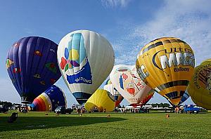 童心に返っちゃう「気球フェスティバル」