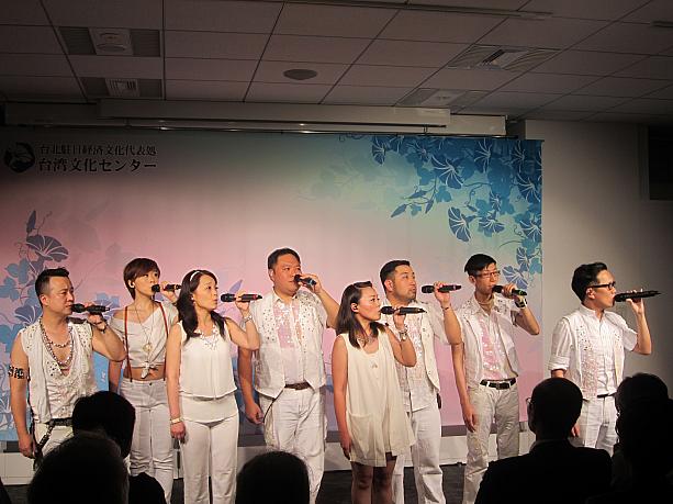 「セミスコン ボーカル バンド」(SEMISCON Vocal Band)ってご存じですか？<br>2002年に結成された台湾初のアカペラ・プロ楽団で、<br>これまでアジア、ヨーロッパ、アメリカなど70都市以上でライブを行い、世界各地で高い評価を受けてきました。<br>そのセミスコンの皆さんが来日し、東京・虎ノ門の台湾文化センターでライブ「台湾の声　台湾のストーリー」を行いました。