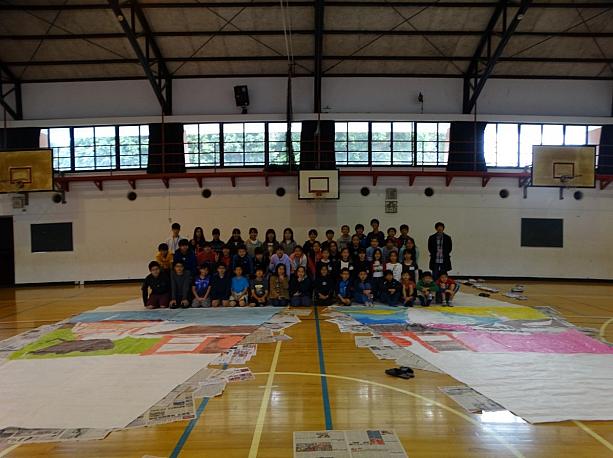 今年の目玉は「臺日交流」のメインランタン！　新北市十分國小と臺北市日僑學校の学生が新北市と日本の人気観光スポットを描きました