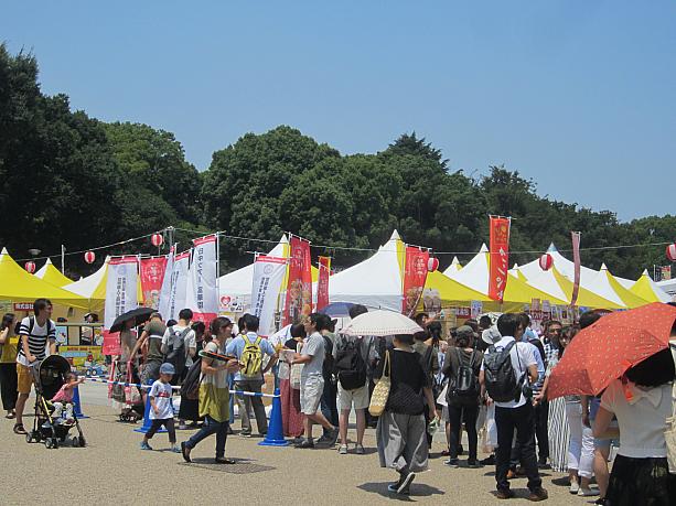 7月7日(金)～9日(日)の3日間、東京・上野恩賜公園で「日本台湾祭り2017」が開催されました。<br>最近はあちこちで台湾のイベントが開かれるようになりましたが、<br>臺灣新聞社と台日文化交流基金が主催するこのお祭りは規模も大きく、見どころも盛りだくさん！