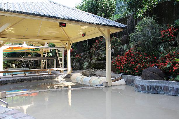 台湾の4大温泉と言われている「關子嶺」は泥温泉が楽しめる場所。ナビは個人的にここの泥温泉が大好きです。お肌がつるつるになるし、日頃の疲れが吹っ飛んでしまいますよ～☆
