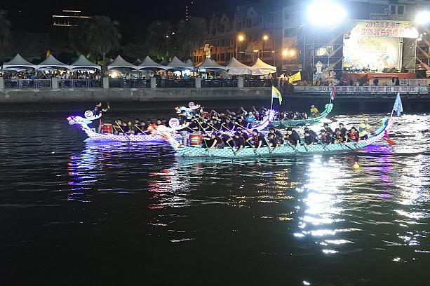 この時期の風物詩。ドラゴンボートレース（划龍舟錦標賽）が台湾各地で行われます。