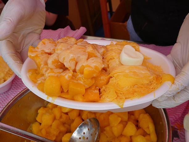 「台湾カフェZen」の人気商品は、マンゴーをどっさりトッピングしたマンゴーかき氷。一人じゃ食べきれないかも……