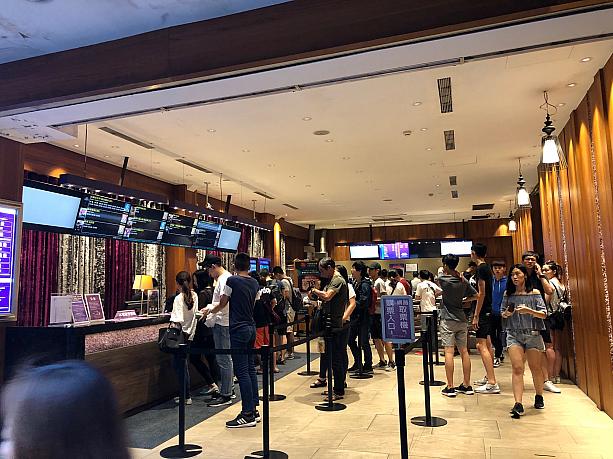 西門町といえば映画館。台湾ではハリウッド映画が日本よりも早く公開されることがほとんど。涼しい映画館は天候に左右されないので夏にぴったりの娯楽ですよね。