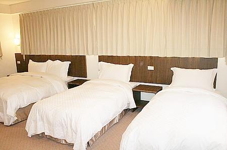 【山水閣大飯店】<br>日本人観光客御用達！リピーターの多いアットホームホテル。4人部屋は各階のコーナーに位置していて、かなり広くて快適です。