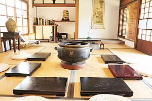 日本と中華文化の融合が図られた室内