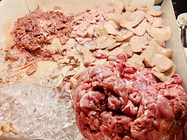 腰花とは豚の腎臓部分のこと。「豚マメ」とも呼ばれているあの部分ですが、こちらのものは新鮮で全く癖がなく食べやすいんです！