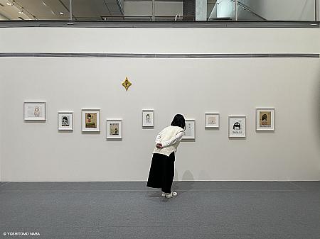 【ポイント4】東日本大震災前後の作品が大集合！<br>会場では1984年から2021年に制作された作品53点が見られます！会場は大きくわけると2つに分けられ、震災前後の作品を分けて展示しています。<br>画像提供：主辦單位–文化總會