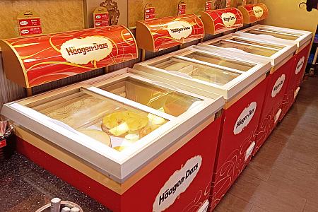 Häagen-Dazs(ハーゲンダッツ)とMOVENPICK(モーベンピック)のアイスクリームまで食べたら、ごちそうさまでした～！