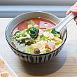 餃子のお供といえばやっぱりスープですよね～。ナビはいつも「番茄蛋花湯」をセレクト！優しい味わいの卵スープにトマトがのっている栄養満点スープで、トマトのフレッシュさが感じられる点も気に入っています。お腹が空いている時はこれに麺をプラスした「番茄蛋花湯麵」にすればボリュームアップ♡