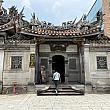 【台北観光】推し活にもご利益アリ！？台北有数のパワースポット「艋舺龍山寺」で、いま人気の参拝スタイルとは？ 艋舺龍山寺 台北観光 台湾旅行 パワースポット 名勝古跡 縁結び 月下老人 龍柱 觀世音菩薩 観音菩薩 廟 龍山寺推し活