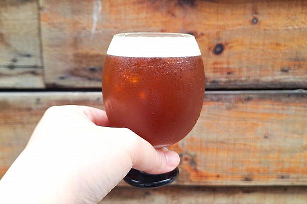 もうひとつ面白いコーヒーを発見しました。それが「インフューズドコーヒー」、コーヒー豆に様々な方法で味を移したもの。「Barista Ray Coffee」ではフルーツにコーヒー豆を漬けこんで発酵させることでフレーバーを移しています。