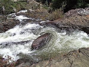 トゥイェンラム湖からダタンラ滝とプレン滝に行こう トゥイェンラム湖 ダタンラ プレンダラット