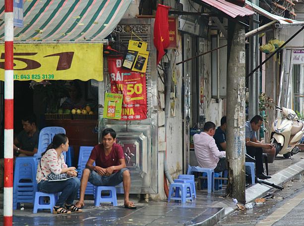路上カフェはベトナムの誇る文化です