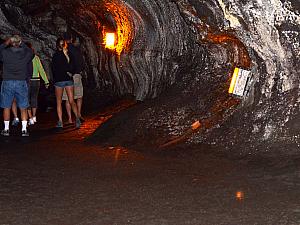 サーストン・溶岩トンネル