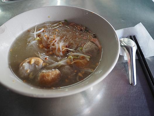 クイティアオ。味は各自で調製。