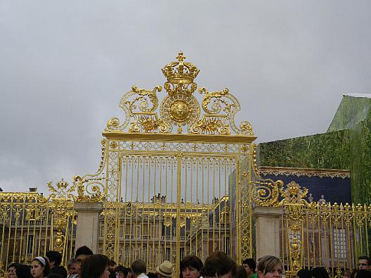 ヴェルサイユ宮殿の門
